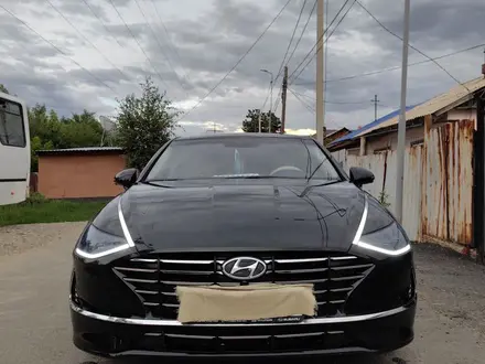 Hyundai Sonata 2020 года за 13 000 000 тг. в Алматы – фото 23