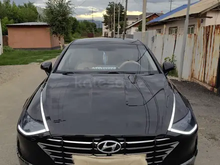 Hyundai Sonata 2020 года за 13 000 000 тг. в Алматы – фото 24