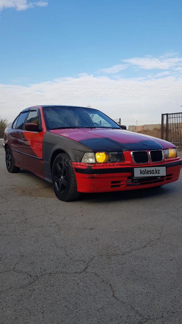 BMW 318 1992 г.