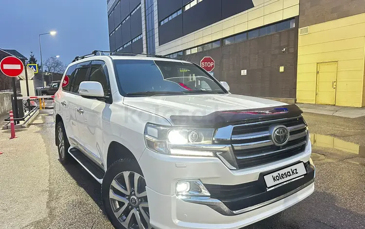 Toyota Land Cruiser 2019 годаүшін36 500 000 тг. в Алматы