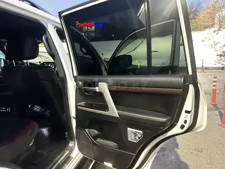 Toyota Land Cruiser 2019 года за 36 500 000 тг. в Алматы – фото 15