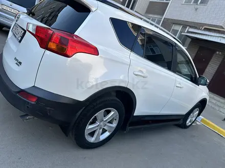 Toyota RAV4 2013 года за 11 000 000 тг. в Актобе – фото 2