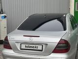 Mercedes-Benz E 320 2003 годаүшін5 000 000 тг. в Алматы – фото 3