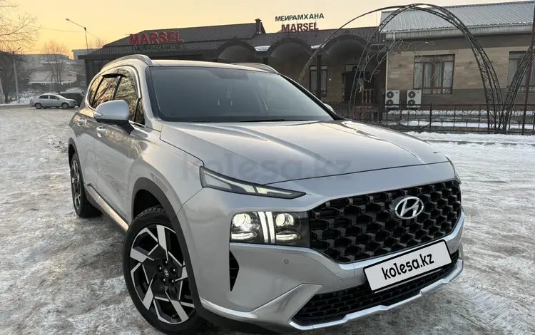 Hyundai Santa Fe 2022 годаfor17 900 000 тг. в Алматы