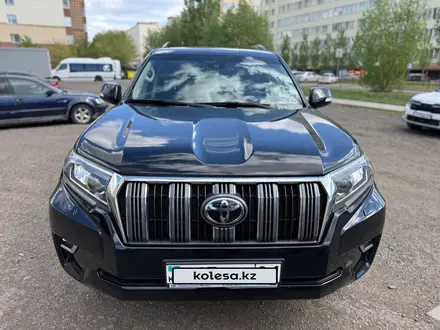 Toyota Land Cruiser Prado 2022 года за 22 800 000 тг. в Астана