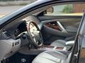 Toyota Camry 2007 года за 5 000 000 тг. в Алматы – фото 16