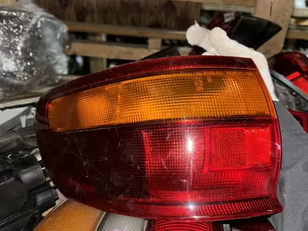 Стоп фонарь левый правый TOYOTA ESTIMA PREVIA за 15 000 тг. в Астана – фото 2