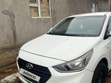 Hyundai Solaris 2017 годаүшін5 850 000 тг. в Актобе – фото 4