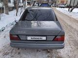 Mercedes-Benz E 230 1992 года за 1 200 000 тг. в Астана – фото 2