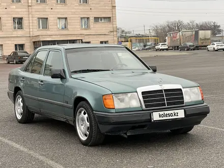 Mercedes-Benz E 230 1990 года за 950 000 тг. в Шымкент – фото 2