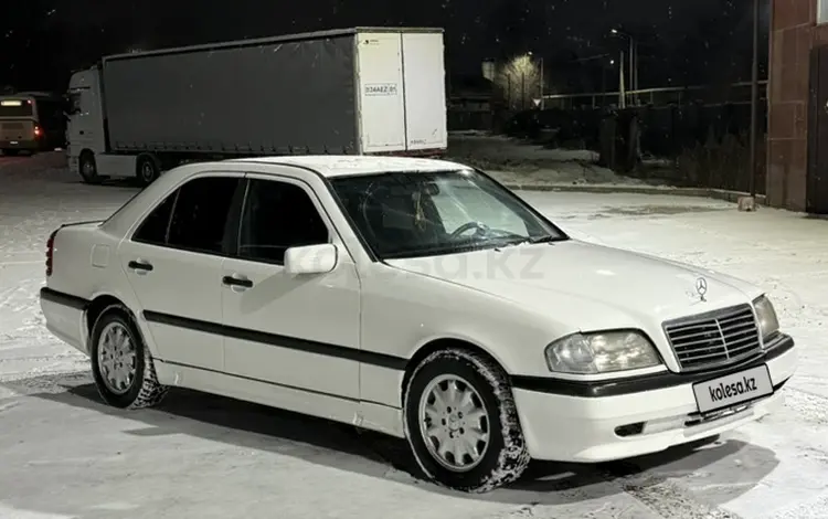 Mercedes-Benz C 220 1994 года за 1 500 000 тг. в Алматы