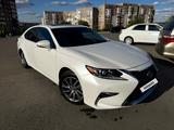Lexus ES 300h 2017 года за 17 500 000 тг. в Караганда – фото 2