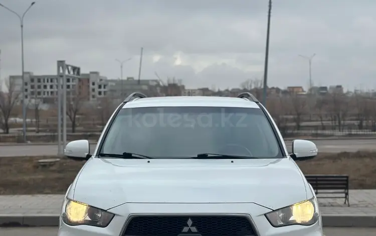 Mitsubishi Outlander 2011 года за 7 110 000 тг. в Караганда