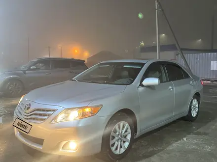 Toyota Camry 2011 года за 6 500 000 тг. в Атырау