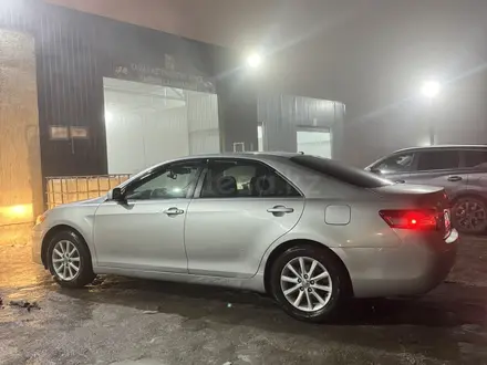 Toyota Camry 2011 года за 6 500 000 тг. в Атырау – фото 6
