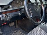 Mercedes-Benz E 230 1990 годаүшін3 000 000 тг. в Алматы – фото 4