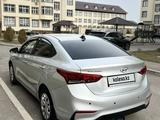 Hyundai Solaris 2017 года за 5 500 000 тг. в Тараз – фото 5