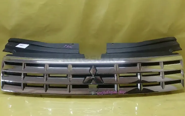 Решетка радиатора mitsubishi delica d: 5 cv5w за 28 000 тг. в Караганда