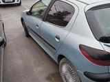 Peugeot 206 2003 года за 800 000 тг. в Шымкент – фото 2