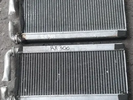 Радиатор печки Lexus RX300 за 15 000 тг. в Алматы