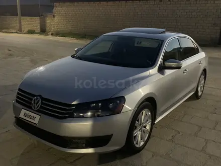 Volkswagen Passat 2012 года за 5 700 000 тг. в Актау – фото 2