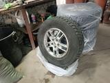 Комплект шин imperial с дисками land rover за 140 000 тг. в Алматы – фото 2