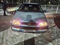 Volkswagen Golf 1994 года за 900 000 тг. в Семей