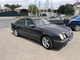 Mercedes-Benz E 240 1999 года за 3 200 000 тг. в Шымкент – фото 4