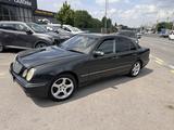 Mercedes-Benz E 240 1999 года за 3 200 000 тг. в Шымкент
