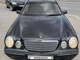 Mercedes-Benz E 240 1999 года за 3 200 000 тг. в Шымкент – фото 5