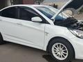 Hyundai Solaris 2013 годаүшін4 800 000 тг. в Сатпаев – фото 4