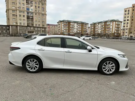 Toyota Camry 2022 года за 15 000 000 тг. в Актау – фото 5