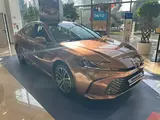 Toyota Camry Luxe eCVT 2025 года за 26 190 000 тг. в Алматы