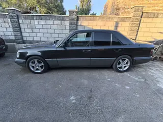 Mercedes-Benz E 280