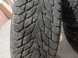 Зимние шины с дисками 225/60/17 за 270 000 тг. в Казыгурт – фото 5