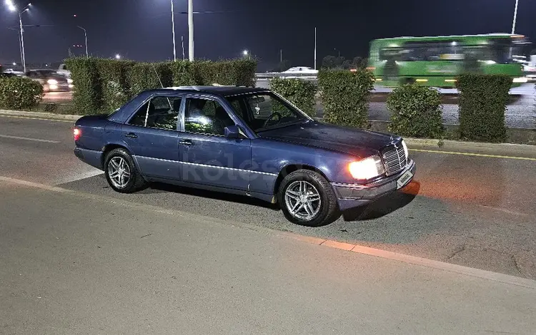 Mercedes-Benz E 230 1992 годаfor1 400 000 тг. в Алматы