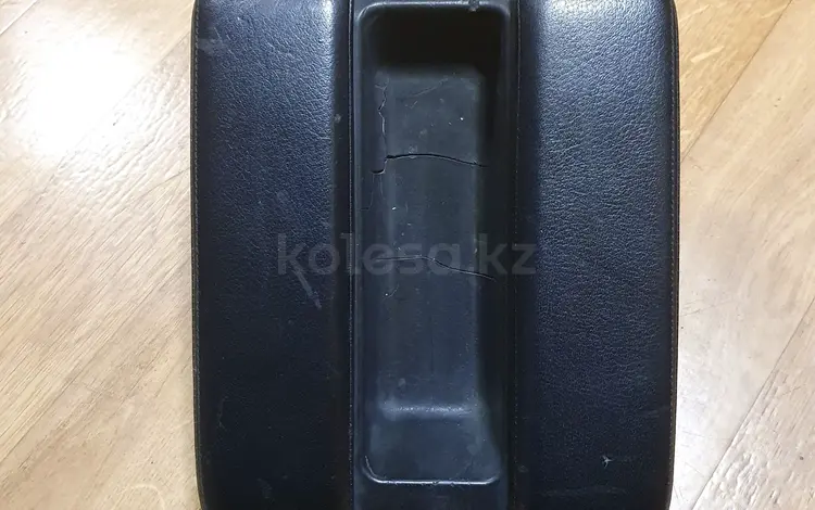 Подлокотник бу бмв 7 серия е38 за 20 000 тг. в Алматы