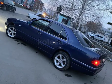 Mercedes-Benz E 200 1996 года за 2 800 000 тг. в Петропавловск – фото 5