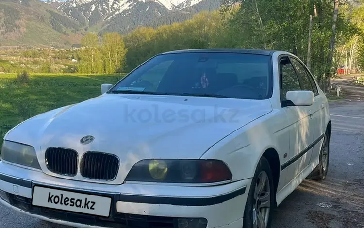 BMW 523 1997 года за 2 700 000 тг. в Алматы