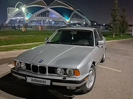 BMW 520 1991 года за 2 700 000 тг. в Тараз