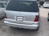 Mercedes-Benz ML 320 2003 годаfor4 500 000 тг. в Шымкент – фото 3