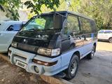 Mitsubishi Delica 1998 года за 450 000 тг. в Алматы