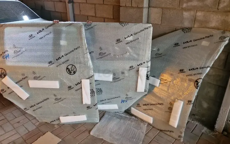 Хундай Сан тафе дверь за 5 500 тг. в Астана