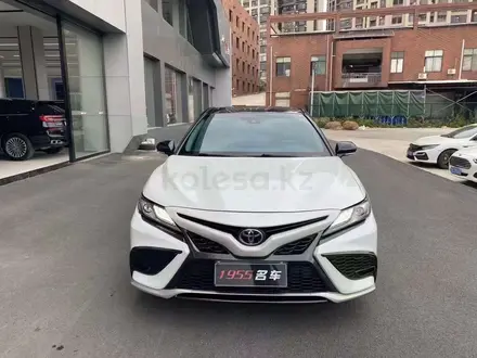 Toyota Camry 2023 года за 13 200 000 тг. в Алматы – фото 11