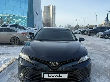 Toyota Camry 2018 года за 11 000 000 тг. в Павлодар – фото 4