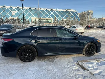 Toyota Camry 2018 года за 11 000 000 тг. в Павлодар – фото 5