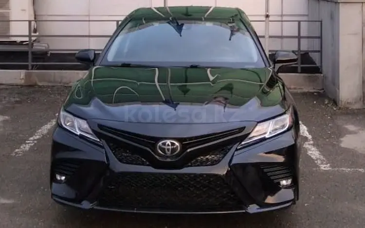 Toyota Camry 2019 года за 9 500 000 тг. в Шымкент