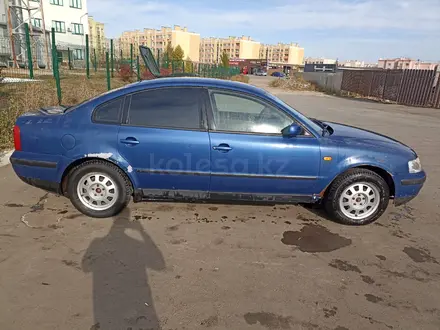 Volkswagen Passat 1998 года за 1 250 000 тг. в Аксай – фото 3