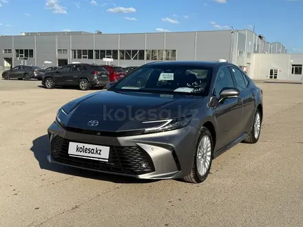 Toyota Camry Elegance 2026 года за 16 690 000 тг. в Актобе – фото 2