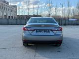 Toyota Camry Elegance 2026 года за 16 690 000 тг. в Актобе – фото 3